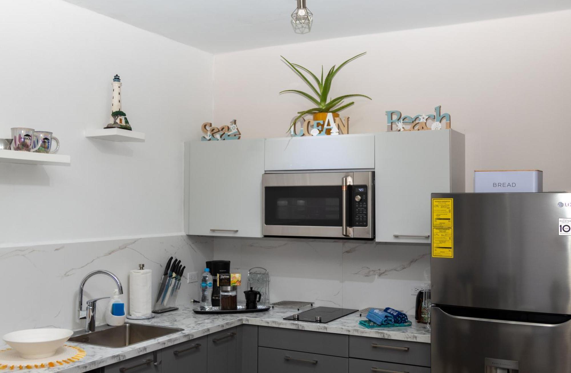 New! Cozy 1 Bedroom Condo- Gold Coast, Noord Aruba Palm Beach Extérieur photo